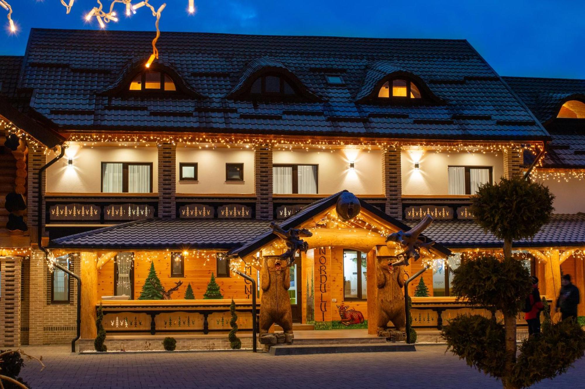 Отель Domeniul Nordului Bucovlna Вама Экстерьер фото